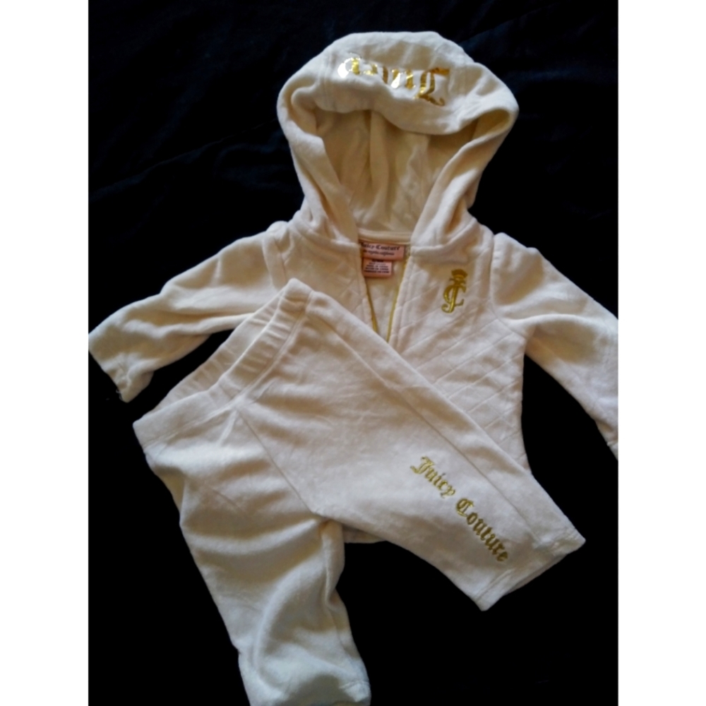 PRISTINE baby girl Juicy Couture velour tracksuit